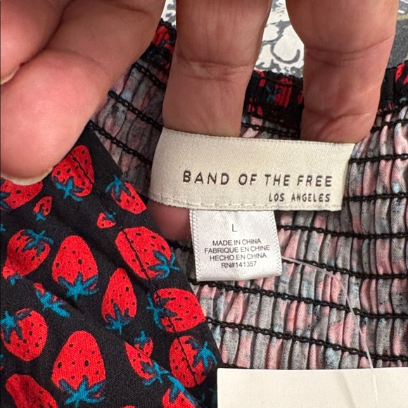 Stylish Women's Top in Classic Brown - Picture 8 of 8